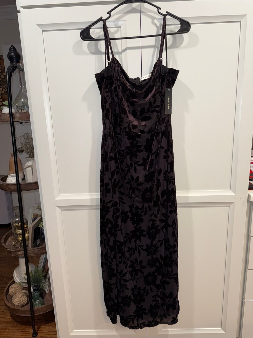 Taylor NWT Floral Burnout Velvet Maxi Slip Dress Cowl Neck Size 16